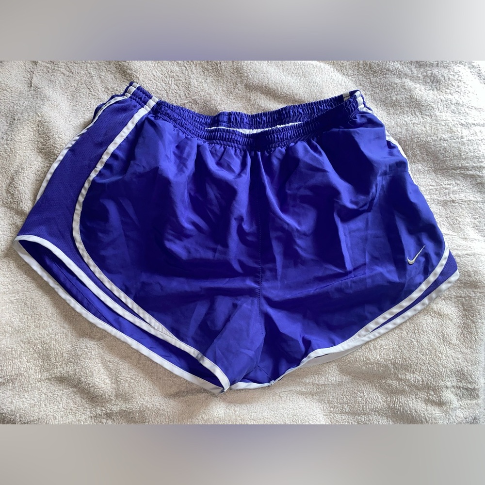 Women’s Large Nike Shorts
